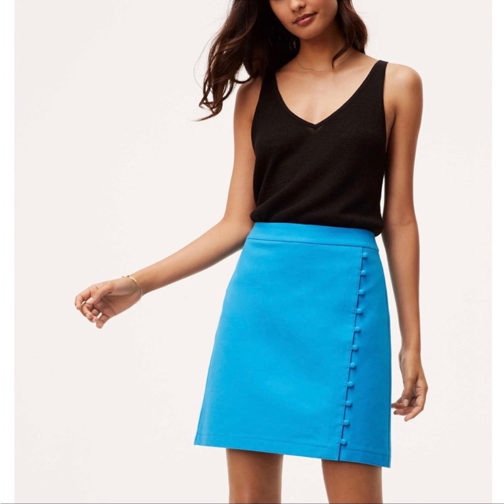 LOFT Turquoise skirt with covered Buttons Sz 10
